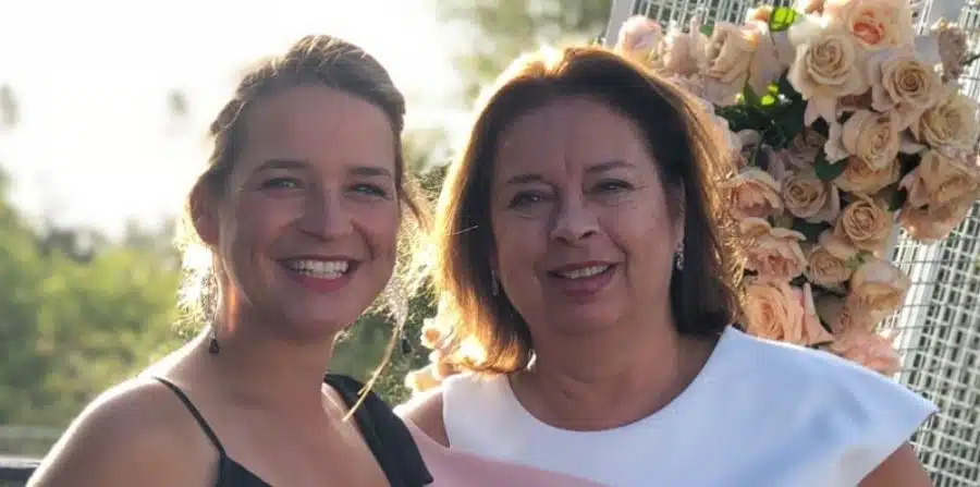 Mary Nieuwland the avocado smash approach with your children